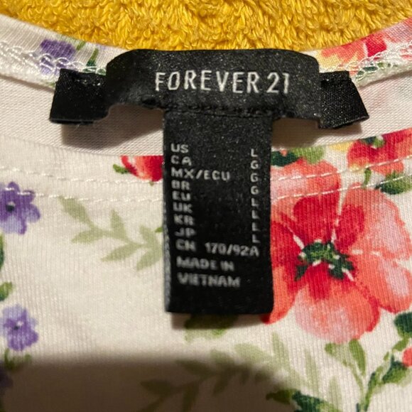 Forever 21 Dress - Picture 4 of 8